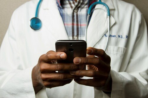 Why Healthcare Providers Invest in Digital Transformation